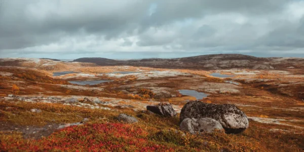 A rocky landscape in Teriberka, Oblast Murmansk in Russia. Photo: Evgeny Matveev