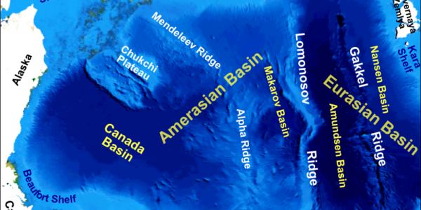 Russia is gathering scientific evidence to claim sovereign rights over the unclaimed Gakkel Ridge, which runs across the Arctic Ocean from the northern tip of Greenland to Siberia. (Image courtesy of Mikenorton via Wikipedia Commons)