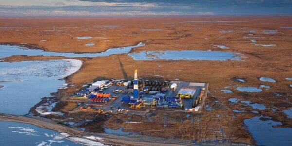 One of the oil drill pads at the edge of the Arctic Refuge just west of the Canning River delta. Oil companies have pushed for opening the Arctic Refuge to the east of the Canning River for oil development. Canning River Delta, Alaskan Arctic. Source: alaskawild.org