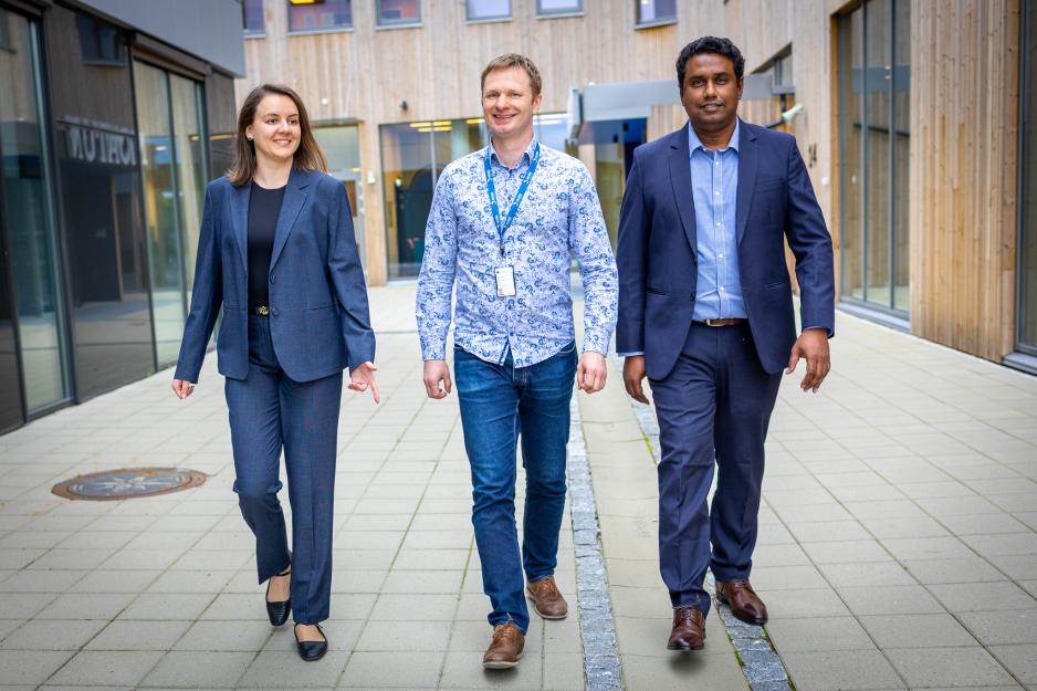 From the left: Alina Kovalenko, Andrey Mineev, and Sakib Jawhar from the High North Center lead the Arctic Business Index project, which was recently endorsed by the Arctic Council’s Sustainable Development Working Group. (Photo: Markus Johnsen Thonhaugen)