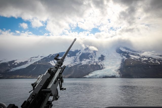 Norwegian frigates and other naval vessels have been sailing on regular patrols in the Barents Sea this summer, here during a visit to the Arctic island of Jan Mayen, which, along with Svalbard, is under Norwegian control. The Norwegian Navy made it clear that such visits are aimed at marking Norwegian presence, preparedness and sovereignty in a strategically important region of the Arctic. PHOTO: Forsvaret/KNM Mau