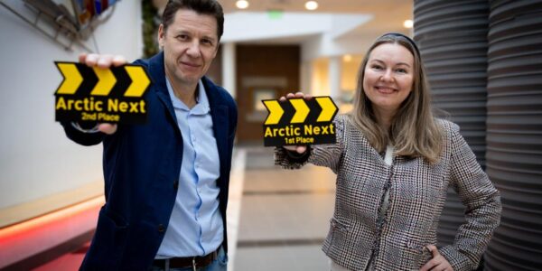 Advisor Andrey Kazakov and researcher Elena Sæther from the High North Center show off the trophy from the Arctic Next Innovation Challenge. The student competition was held for the first time this autumn and is being continued in the ArcticNext project. (Photo: Markus J. Thonhaugen/High North Center)