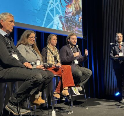From left: Barents Observer's Thomas Nielsen, Sian Prior from Clean Arctic Alliance, Bellona's Ksenia Vakhrusheva, The American Sunlight Project's Head of Analysis Benjamin Schultz, and Bellona's Yuri Sergeev. Photo: Bellona.